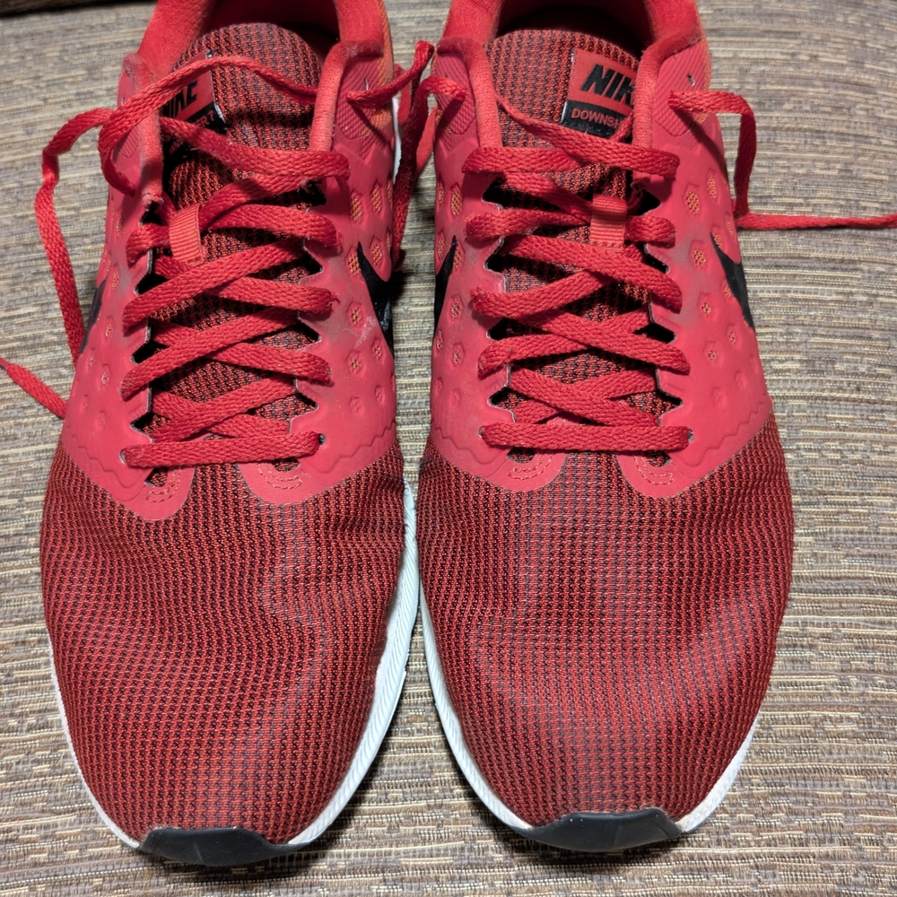 Nike Men's Red Downshifter 7